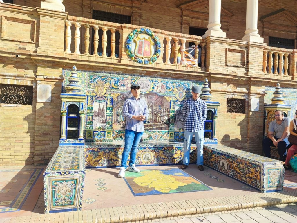 Dia Mundial del Turismo CFGS Alojamientos Turísticos Ribamar Plaza de España