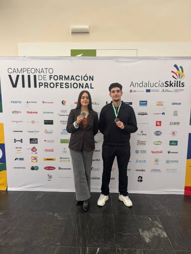 viii skills andalucia Ribamar medalla de plata alojamientos y farmacia sevilla FP