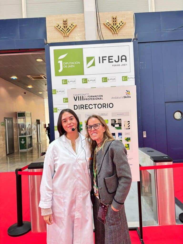 viii skills andalucia Ribamar medalla de plata alojamientos y farmacia sevilla FP