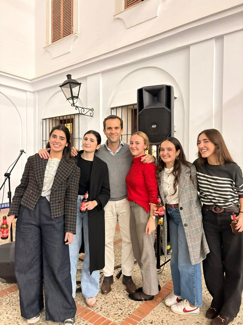 II zambomba solidaria Ribamar alumni a beneficio de Monkole Casto Dominguez