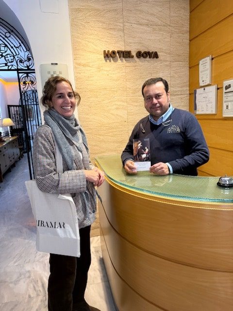 entrega felicitaciones de navidad Ribamar barrio santa cruz sevilla