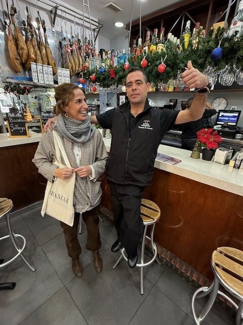 entrega felicitaciones de navidad Ribamar barrio santa cruz sevilla