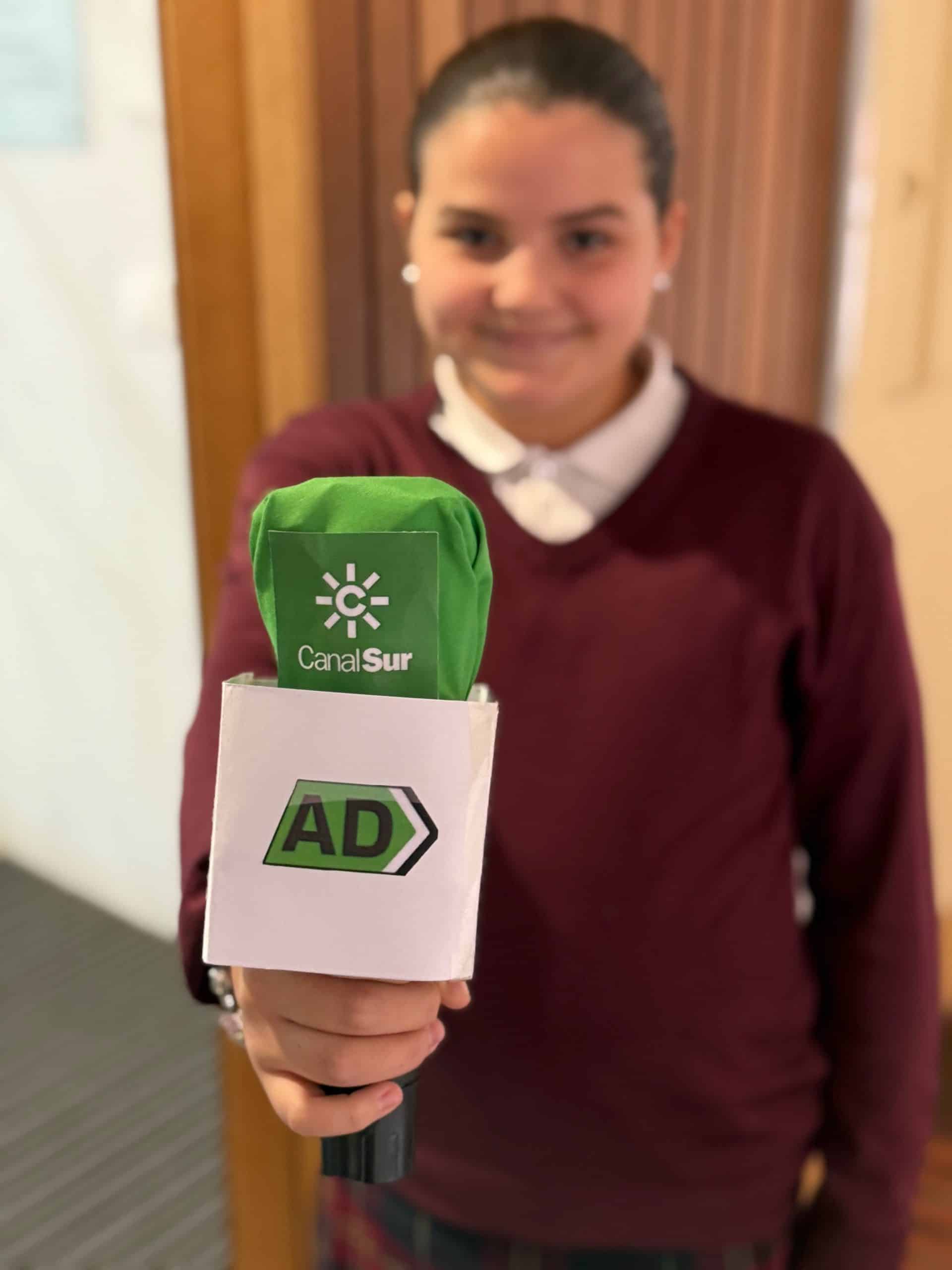 ALUMNAS DE SECUNDARIA RIBAMAR PARTICIPAN EN EL CONCURSO LA CANTERA DE ANDALUCÍA DIRECTO DE CANAL SUR