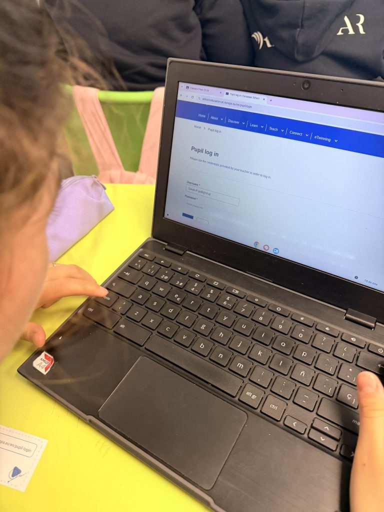 e-twinning frances ESO secundaria proyecto europeo Sevilla Ribamar