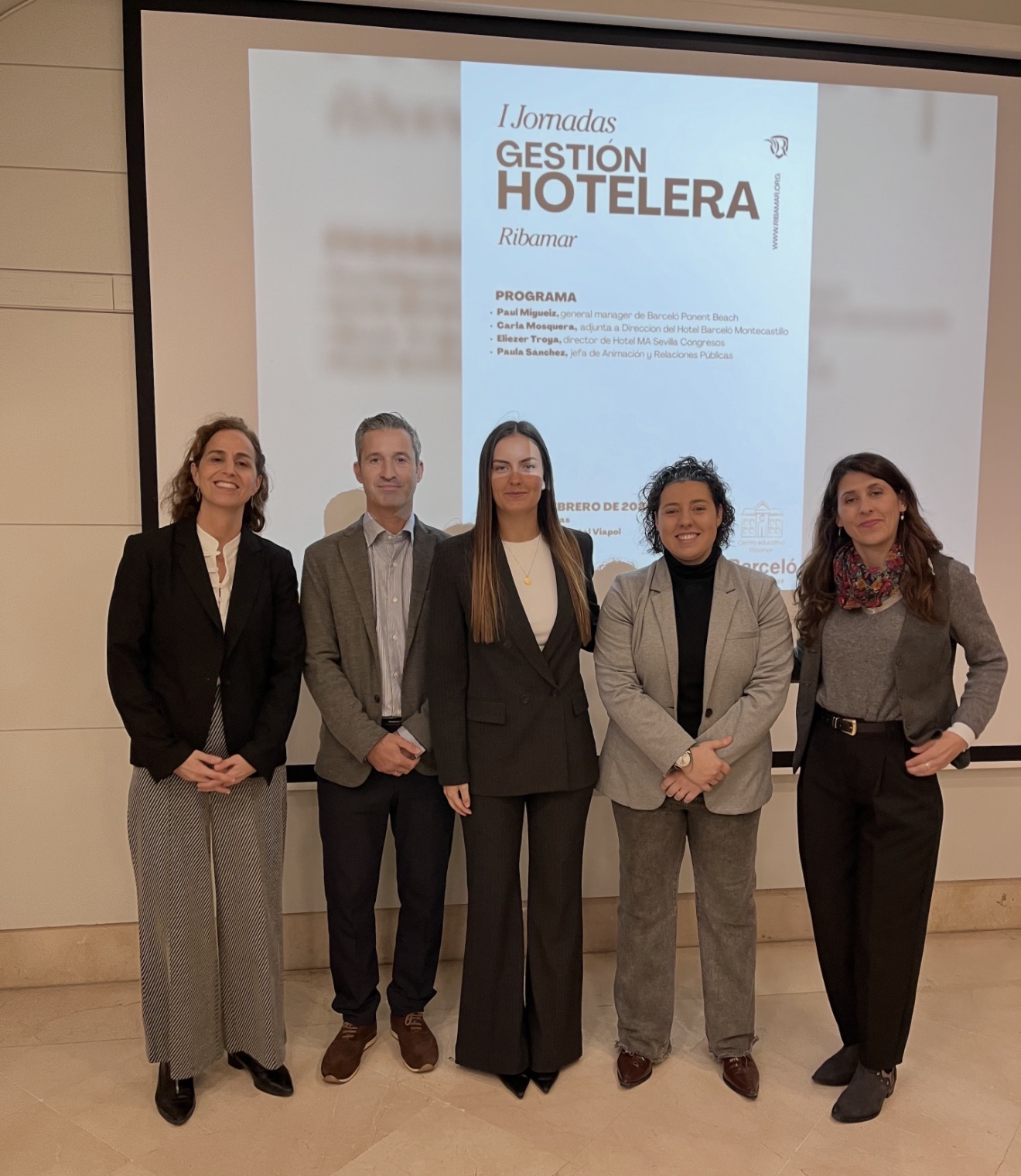 EL ALUMNADO DEL CICLO FORMATIVO EN ALOJAMIENTOS TURÍSTICOS ASISTE A LAS JORNADAS DE GESTIÓN HOTELERA DE RIBAMAR