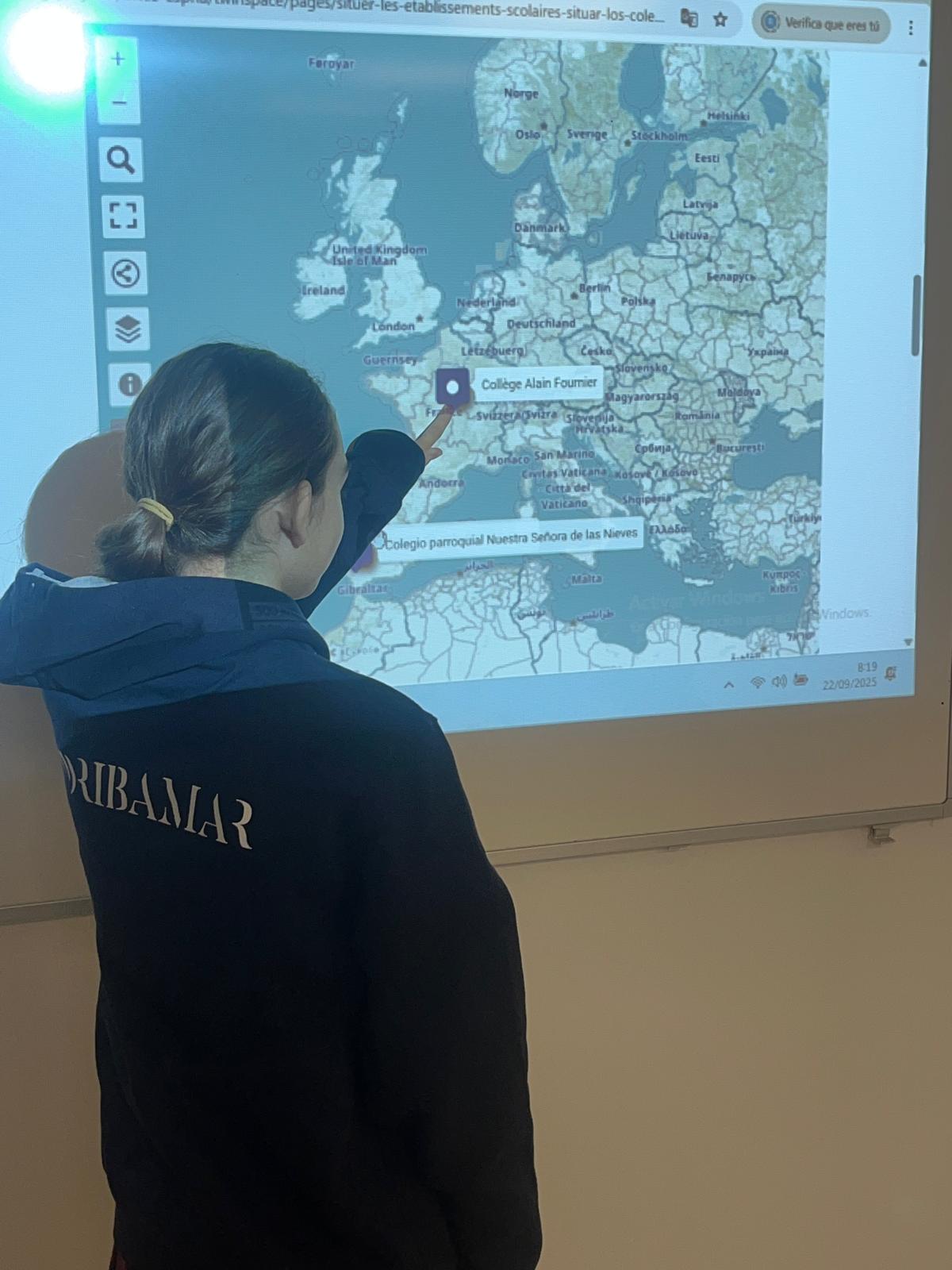 ALUMNAS DE SECUNDARIA DE RIBAMAR INICIAN UN NUEVO PROYECTO ETWINNING CON UN COLEGIO FRANCÉS