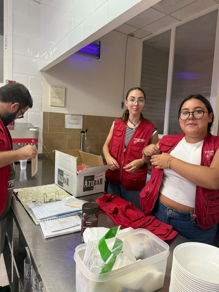 voluntariado Ribamar La Orden de Malta Sevilla reparto de alimentos