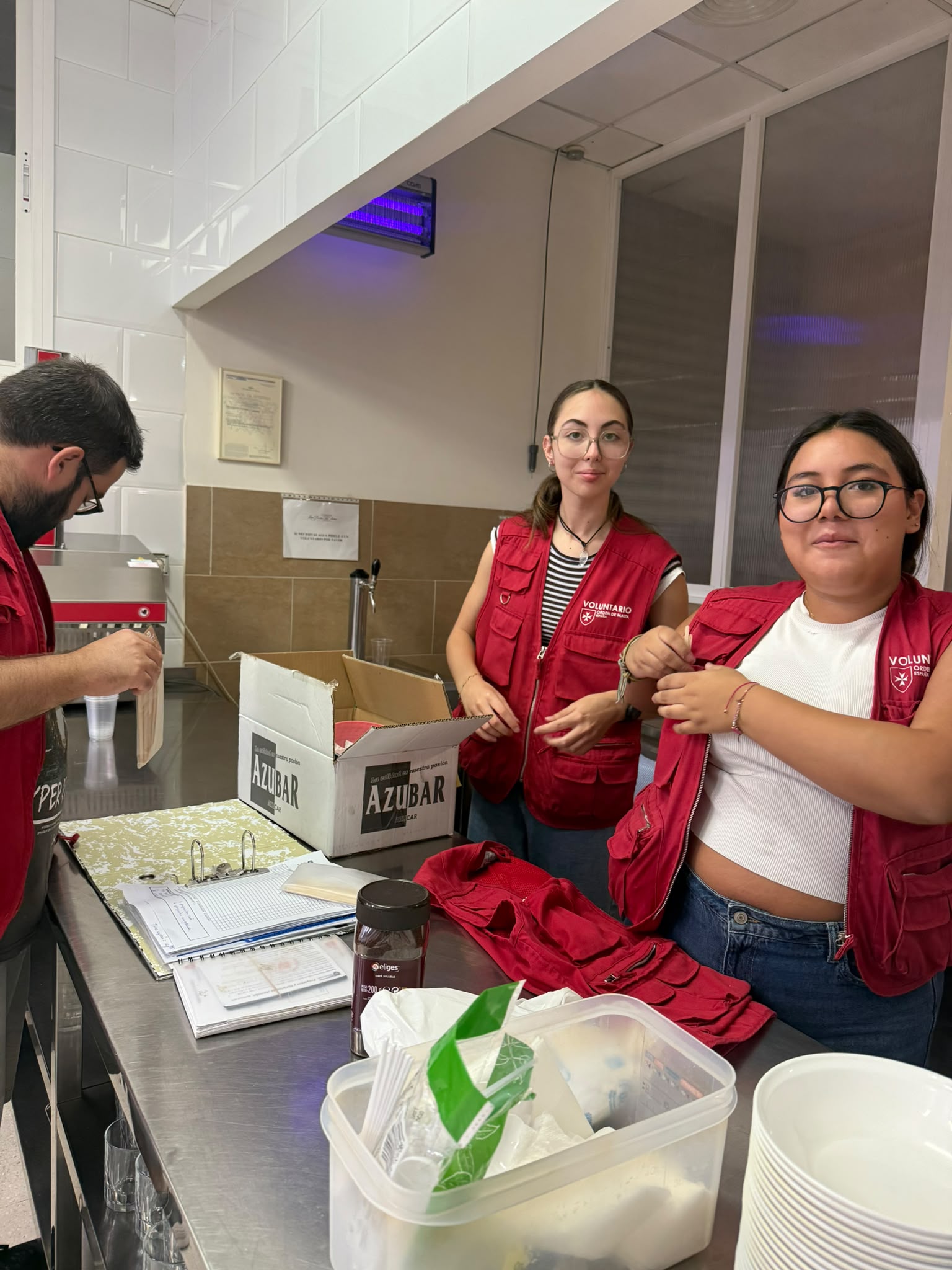 voluntariado Ribamar La Orden de Malta Sevilla reparto de alimentos